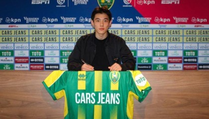 百家乐官网-李嗣镕签海牙破圈登热搜 网友：帅到可以原谅国足