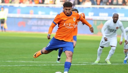 百家乐app下载官方网站-足球报：饱满状态与犀利反击是泰山队法宝，这将带到京鲁大战中