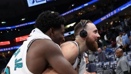 湖人两大弃将变灰熊板凳利器！佩总干了多少昏招？